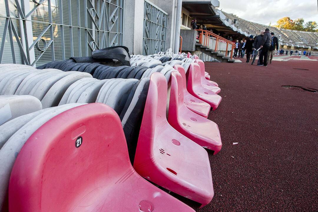 Ardomame stadione vis dar vyksta varžybos