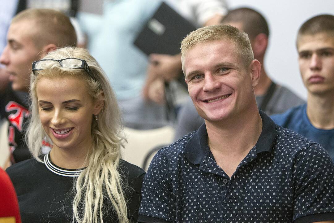 „Dream Boxing“ ir KOK turnyro svėrimai