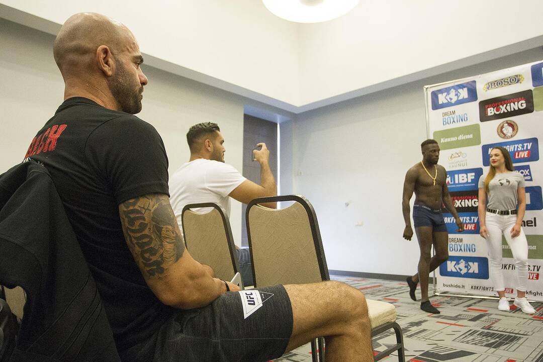 „Dream Boxing“ ir KOK turnyro svėrimai