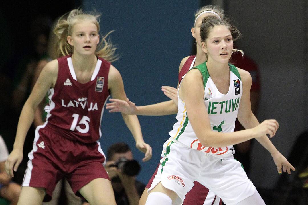 Lietuva – Latvija 41:56. Merginų U16 EČ