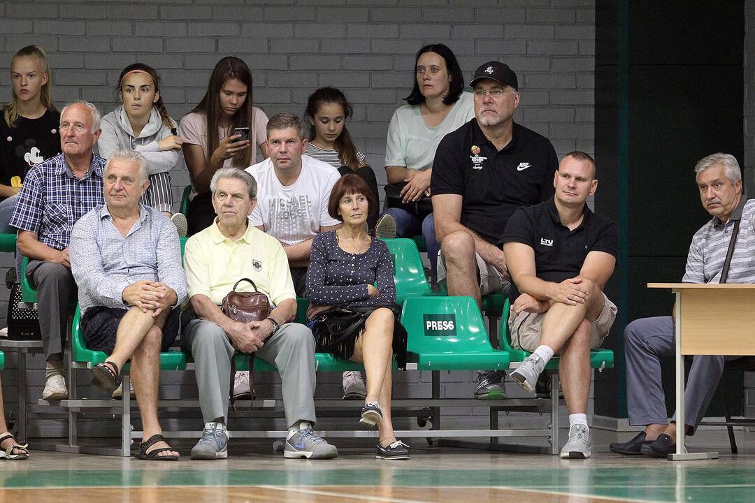 Lietuva – Latvija 41:56. Merginų U16 EČ