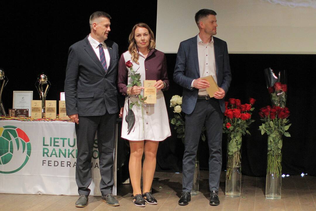 Lietuvos rankinio čempionatų apdovanojimai