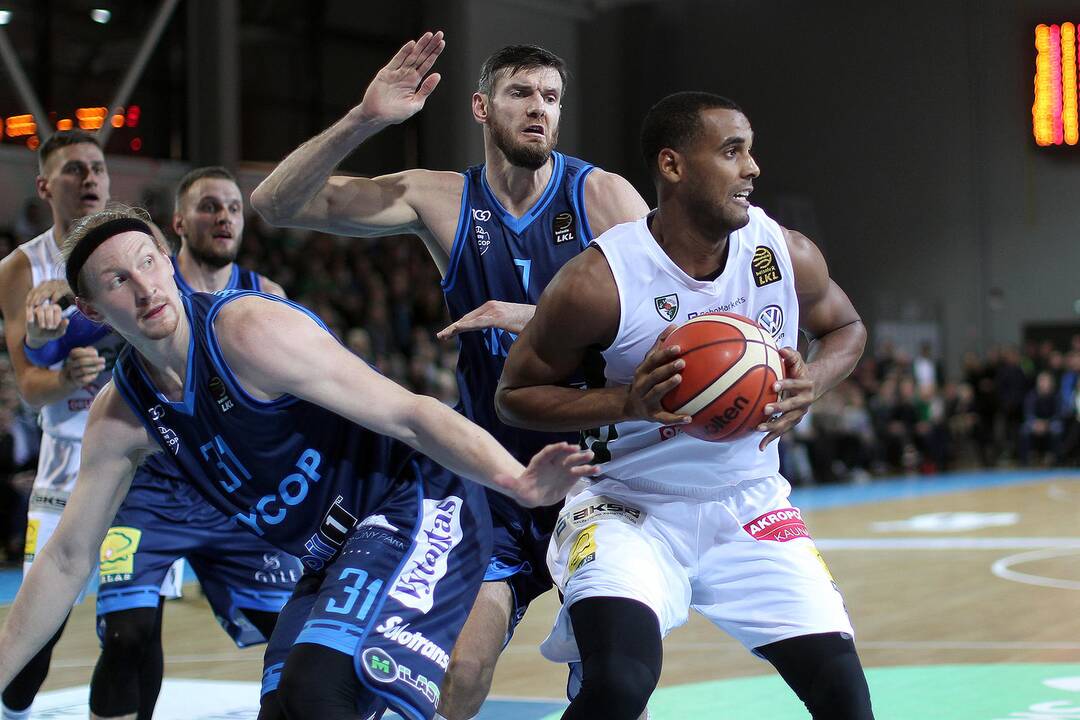 LKL: „Skycop“ – „Žalgiris“ 53:74