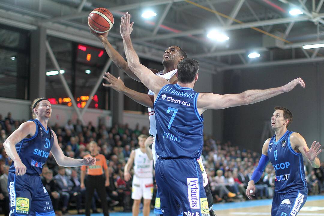 LKL: „Skycop“ – „Žalgiris“ 53:74