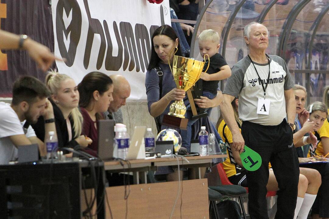Rankinio moterų supertaurės finalas