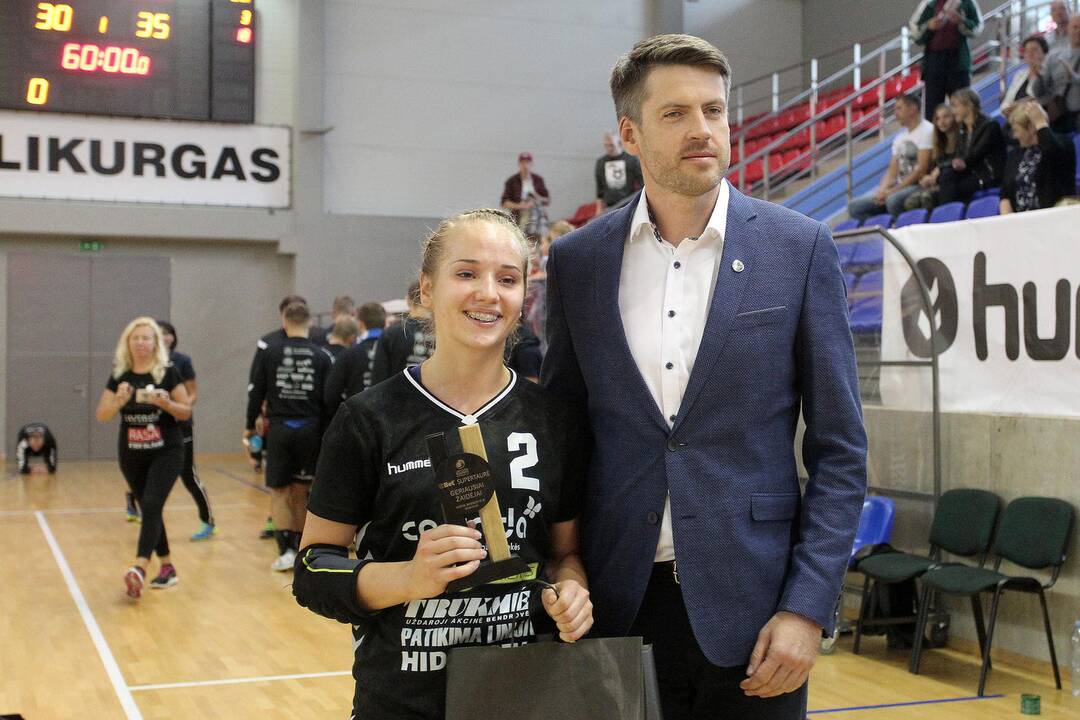 Rankinio moterų supertaurės finalas