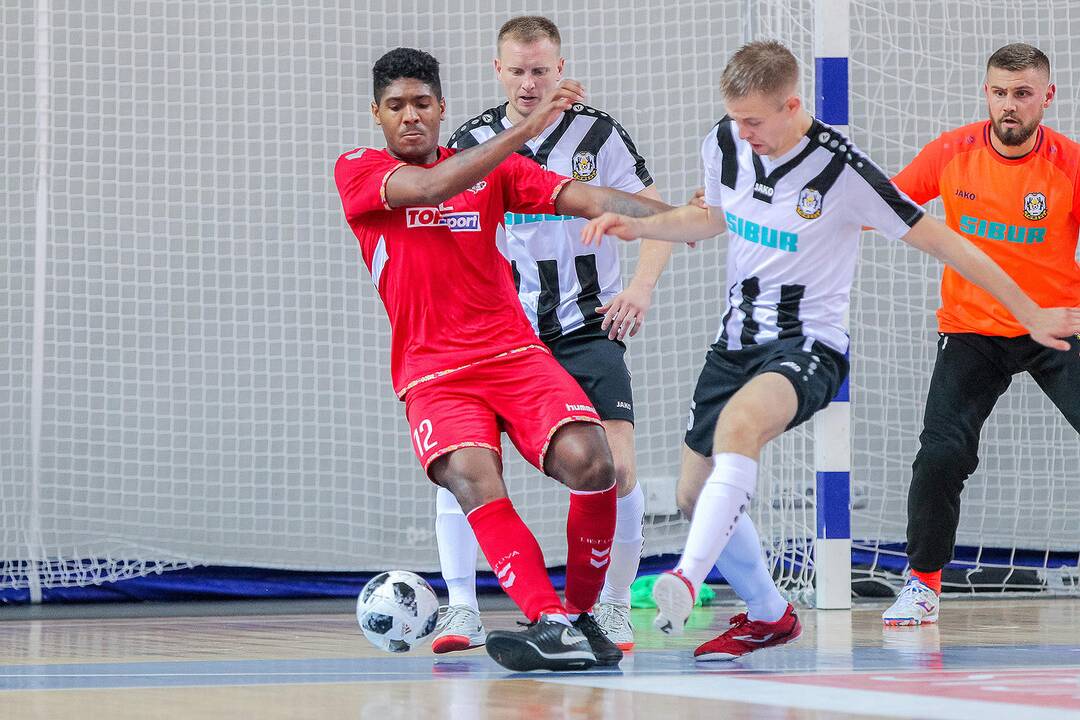 Futsalas: „Vytis“ – „Tiumen“ 2:4