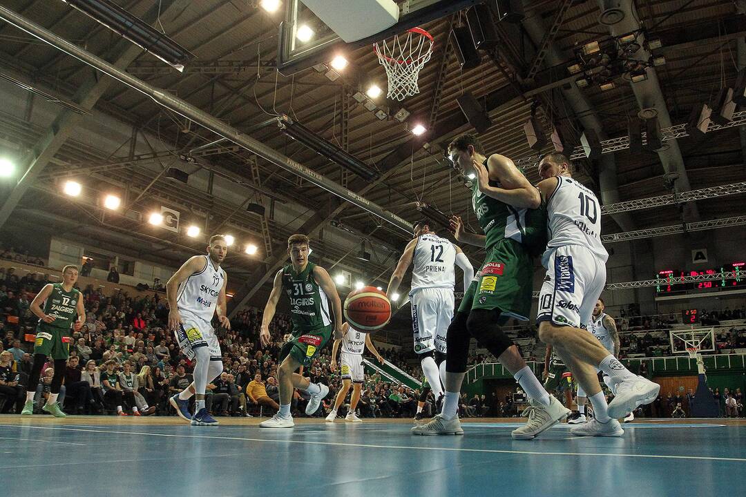 LKL: „Žalgiris“ – „Skycop“ 93:48