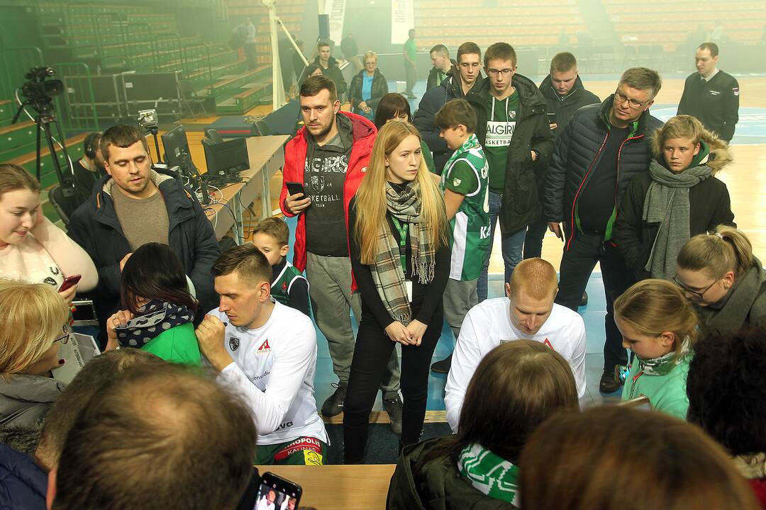 LKL: „Žalgiris“ – „Skycop“ 93:48