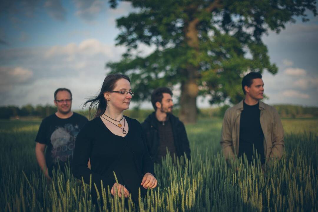 Jungtys: vasaros koncertų ciklą kitą savaitę pratęs grupė „Esatis“.