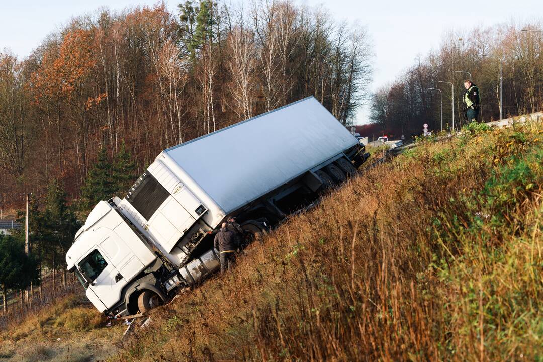 Kaune – automobilių avarijos ir spūstys