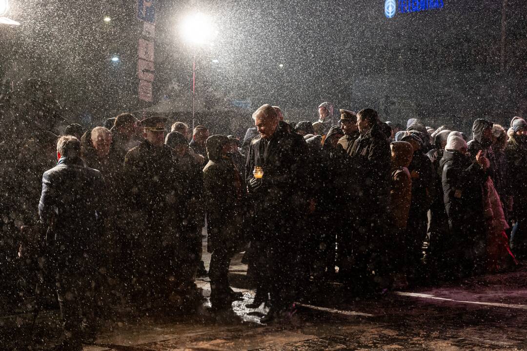 Atminimo laužų uždegimo ceremonija prie Vilniaus TV bokšto