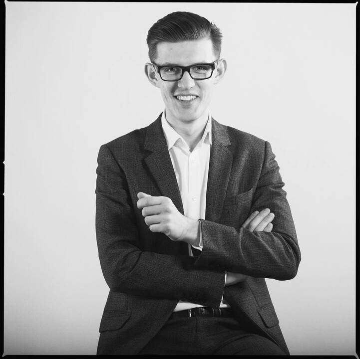Arnoldas Pikžirnis (dešinėje)