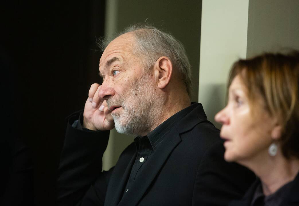 Atsisveikinimas su aktoriumi A. Storpirščiu