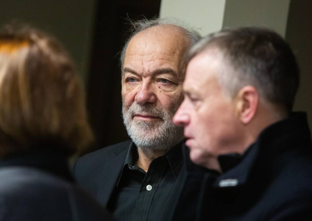 Atsisveikinimas su aktoriumi A. Storpirščiu