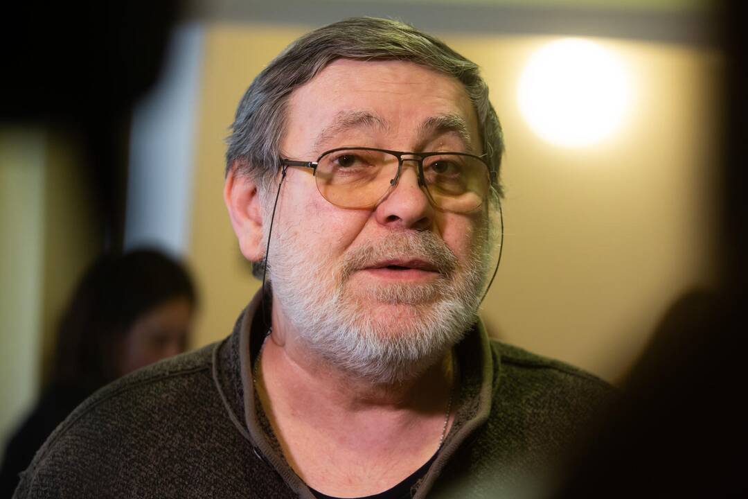 Atsisveikinimas su aktoriumi A. Storpirščiu