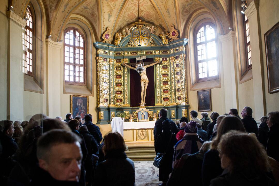 Atsisveikinimas su aktoriumi A. Storpirščiu