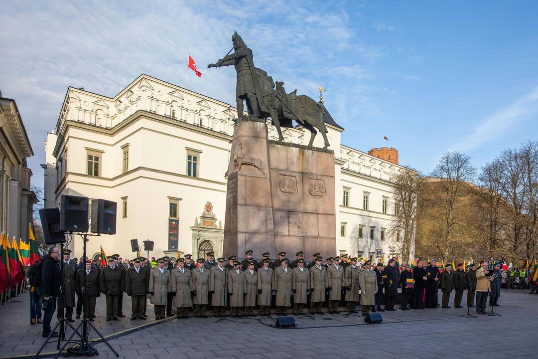 Tradicinė valstybinės vėliavos pakeitimo ceremonija