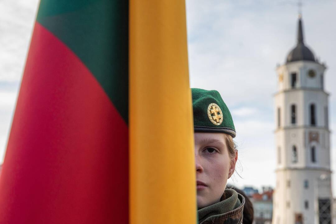 Tradicinė valstybinės vėliavos pakeitimo ceremonija