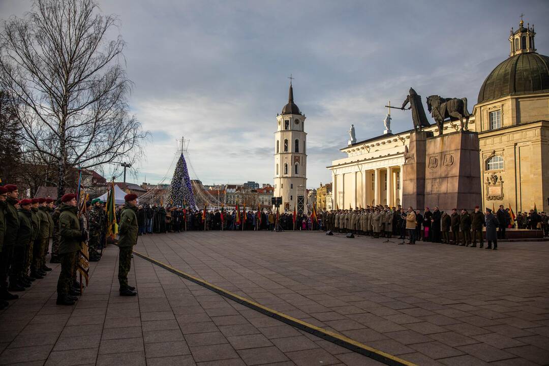 Tradicinė valstybinės vėliavos pakeitimo ceremonija