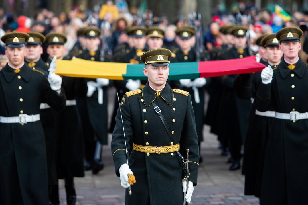 Tradicinė valstybinės vėliavos pakeitimo ceremonija