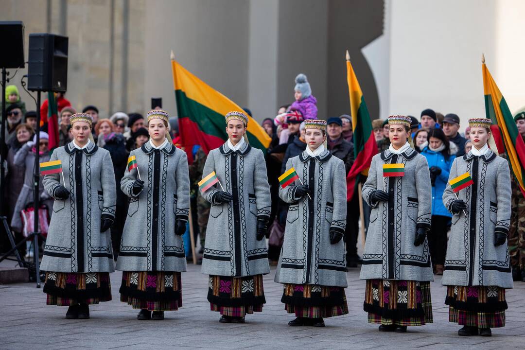 Tradicinė valstybinės vėliavos pakeitimo ceremonija
