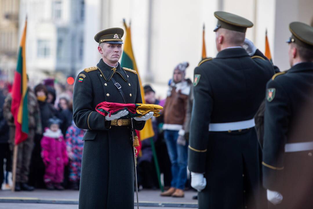 Tradicinė valstybinės vėliavos pakeitimo ceremonija