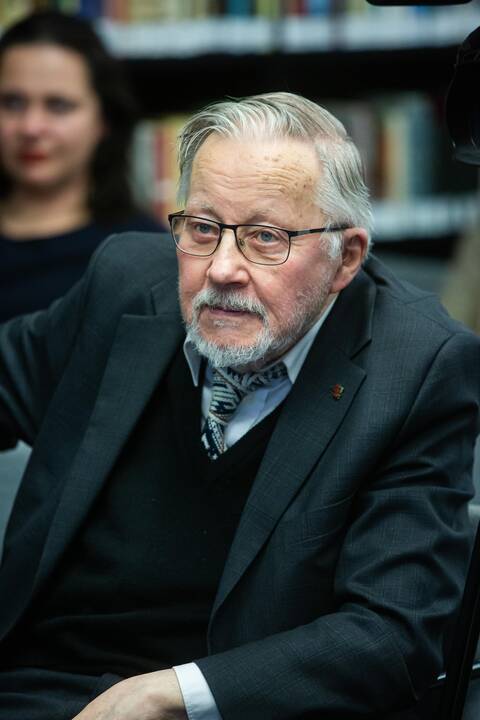 Vytautas Landsbergis (kairėje), Valdas Adamkus ir Algirdas Brazauskas.