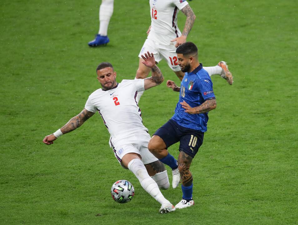 Europos futbolo sostą užėmė italai!