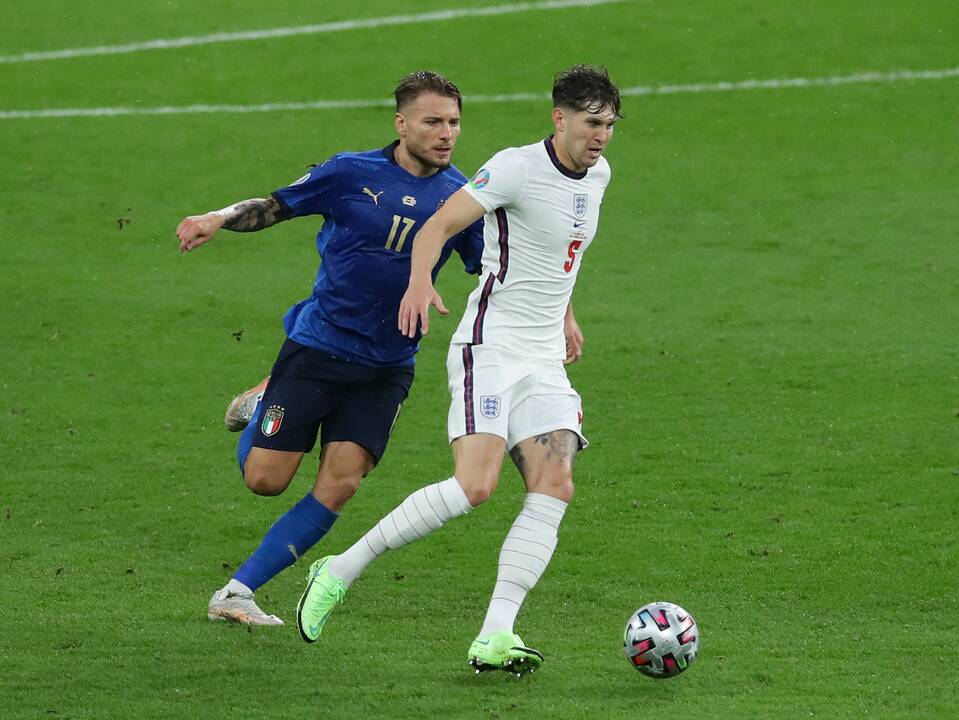 Europos futbolo sostą užėmė italai!