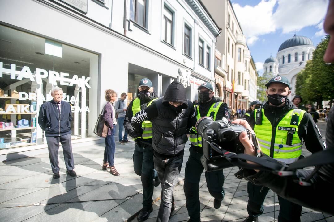 Tūkstantinė „Kaunas Pride“ eisena