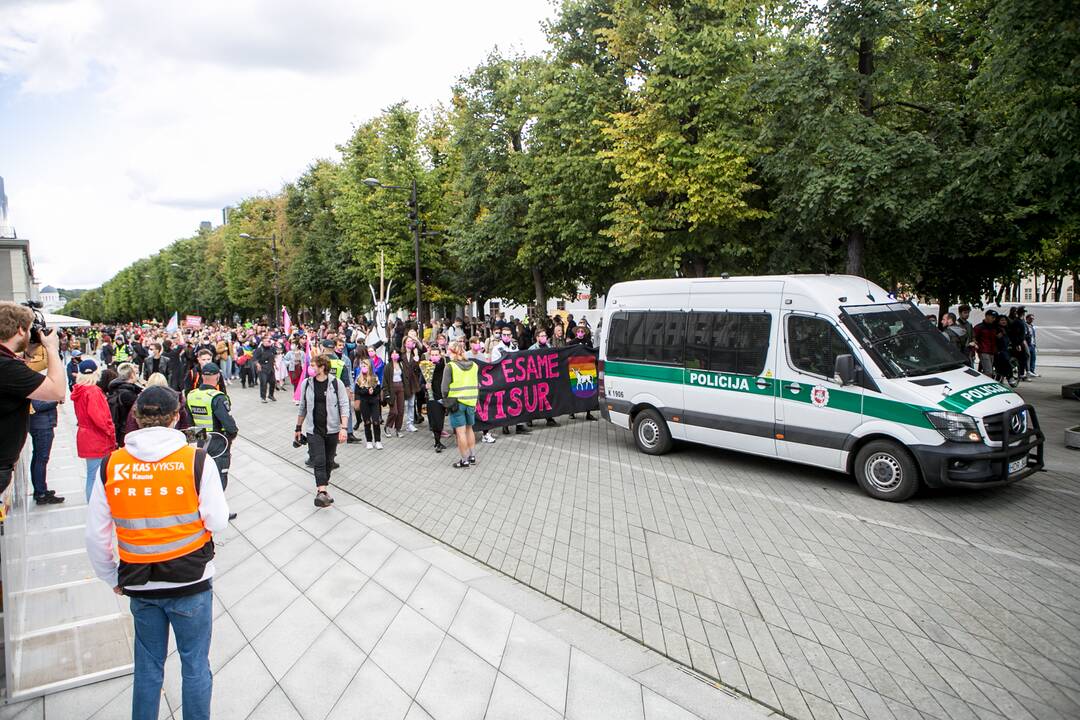 Tūkstantinė „Kaunas Pride“ eisena