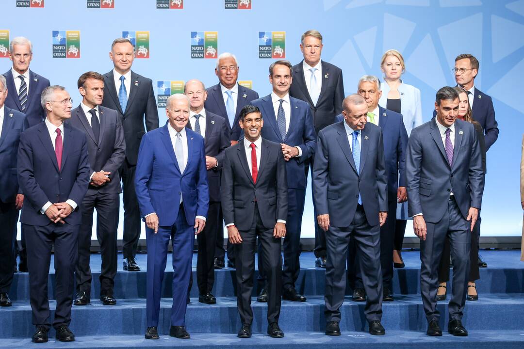 NATO lyderių pasitikimo ceremonija
