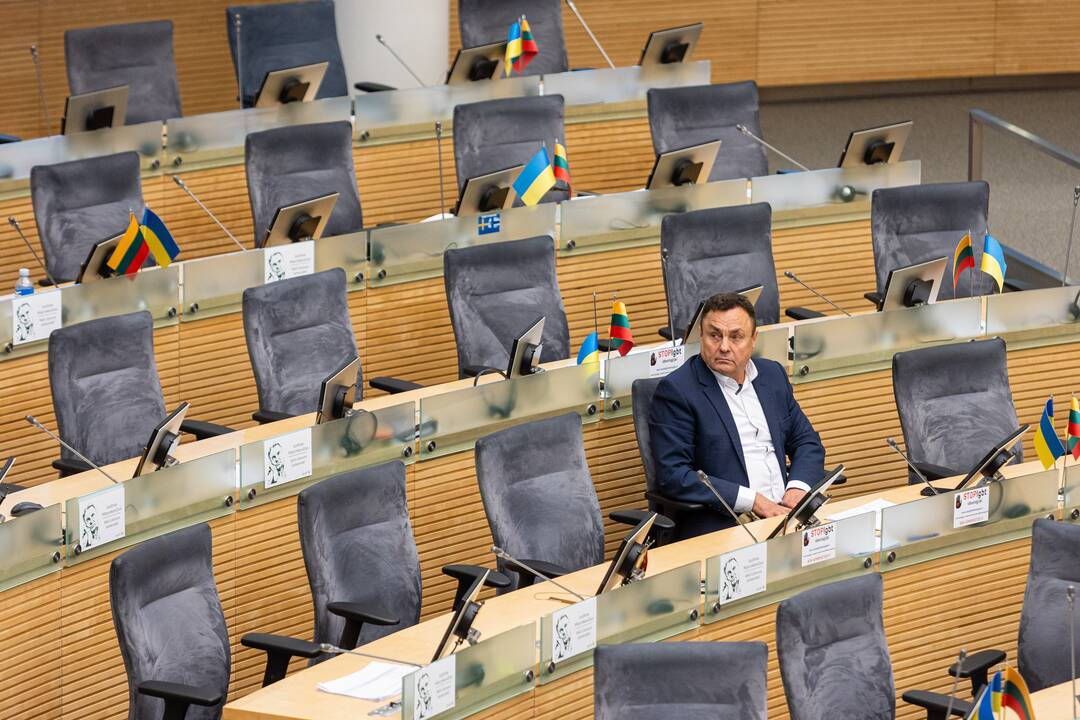 Generalinės prokurorės pranešimas dėl P. Gražulio neliečiamybės atėmimo