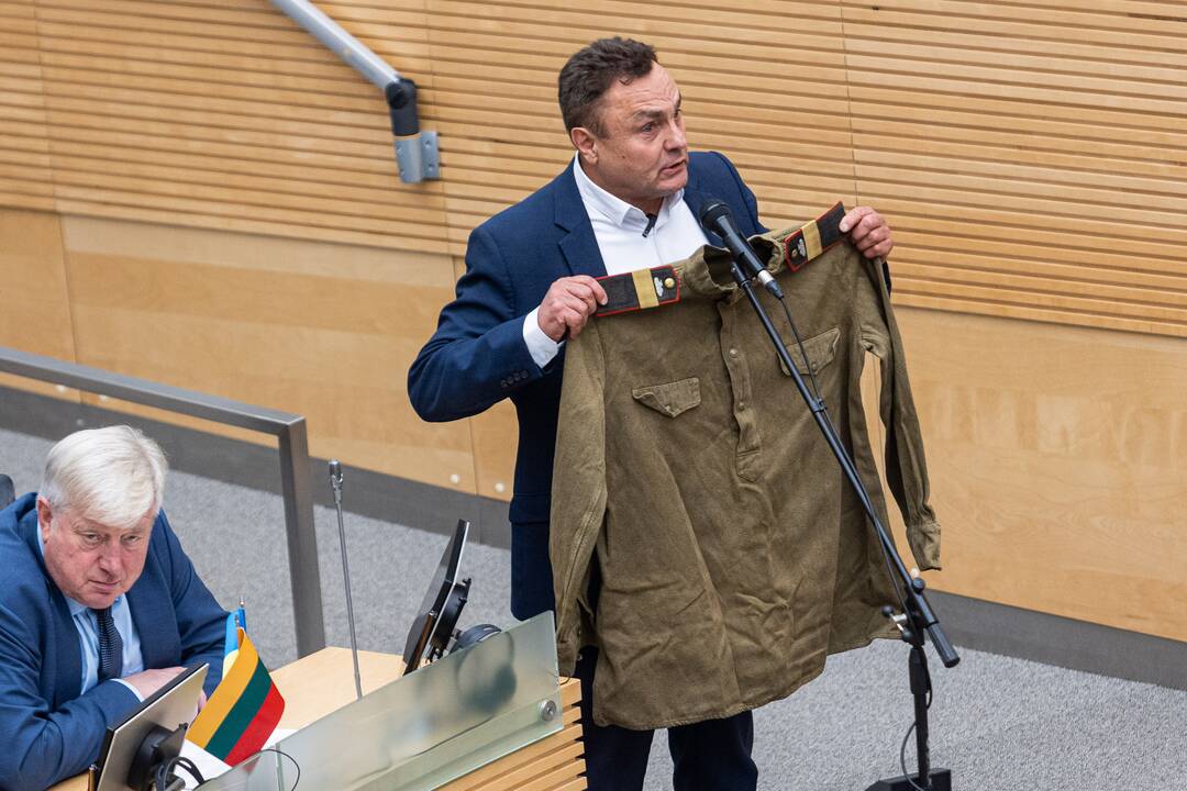 Generalinės prokurorės pranešimas dėl P. Gražulio neliečiamybės atėmimo