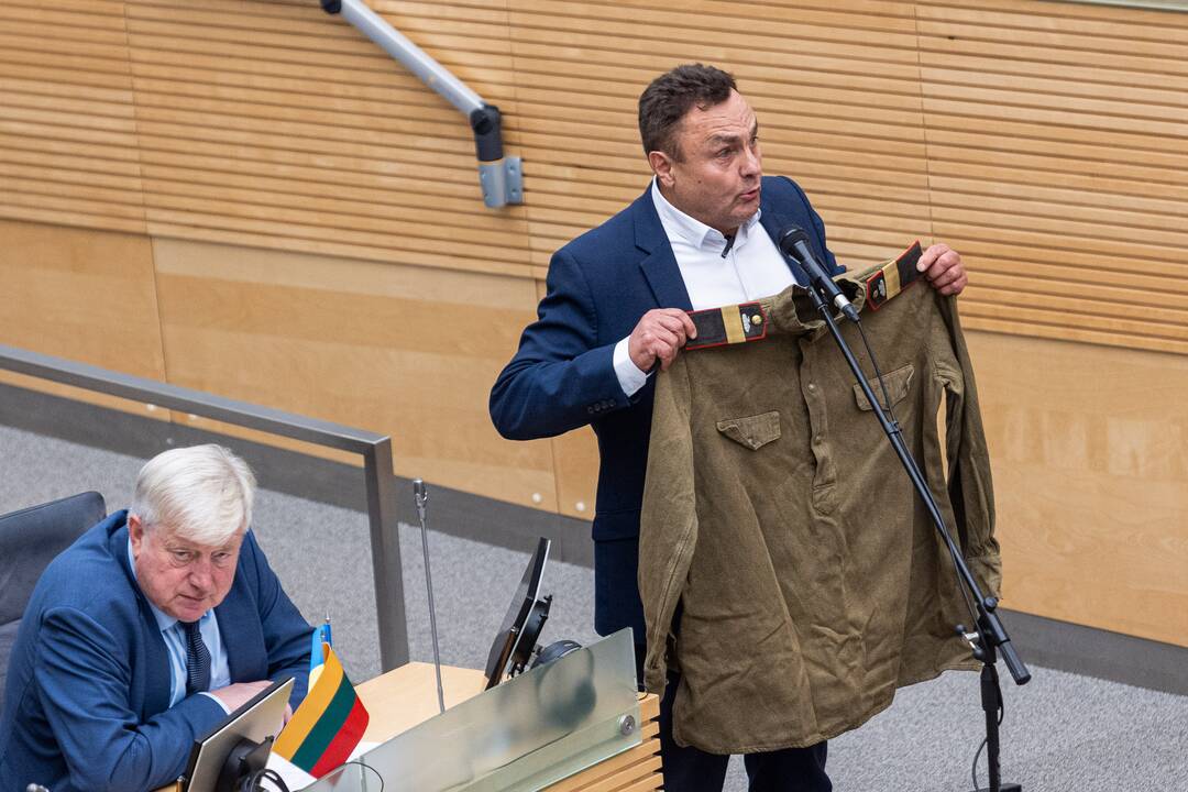 Generalinės prokurorės pranešimas dėl P. Gražulio neliečiamybės atėmimo