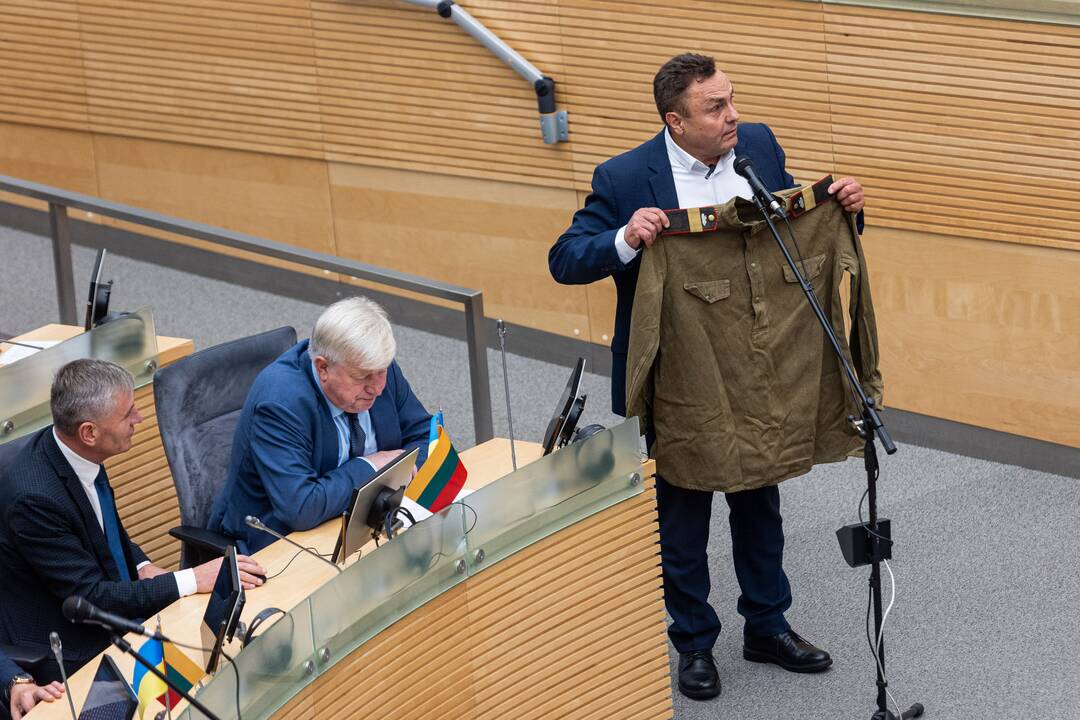 Generalinės prokurorės pranešimas dėl P. Gražulio neliečiamybės atėmimo