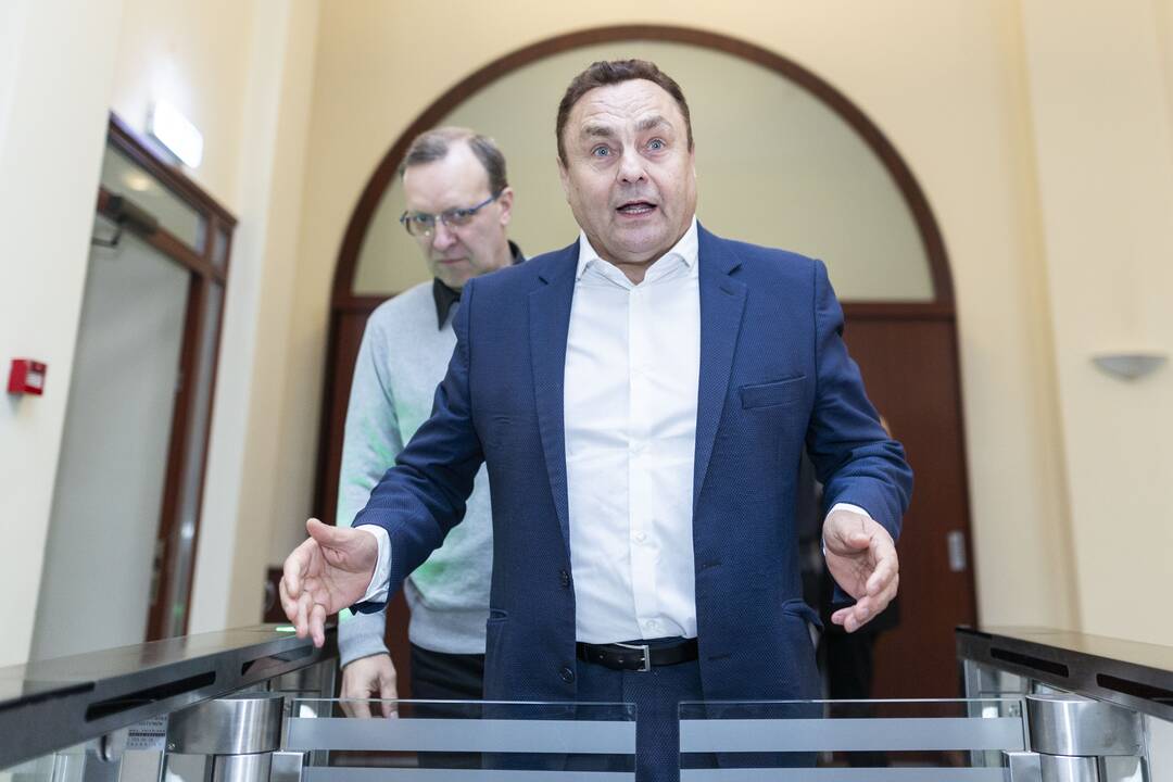 KT pradėjo P. Gražulio apkaltos bylą