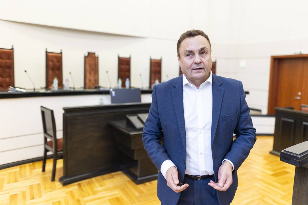 KT pradėjo P. Gražulio apkaltos bylą
