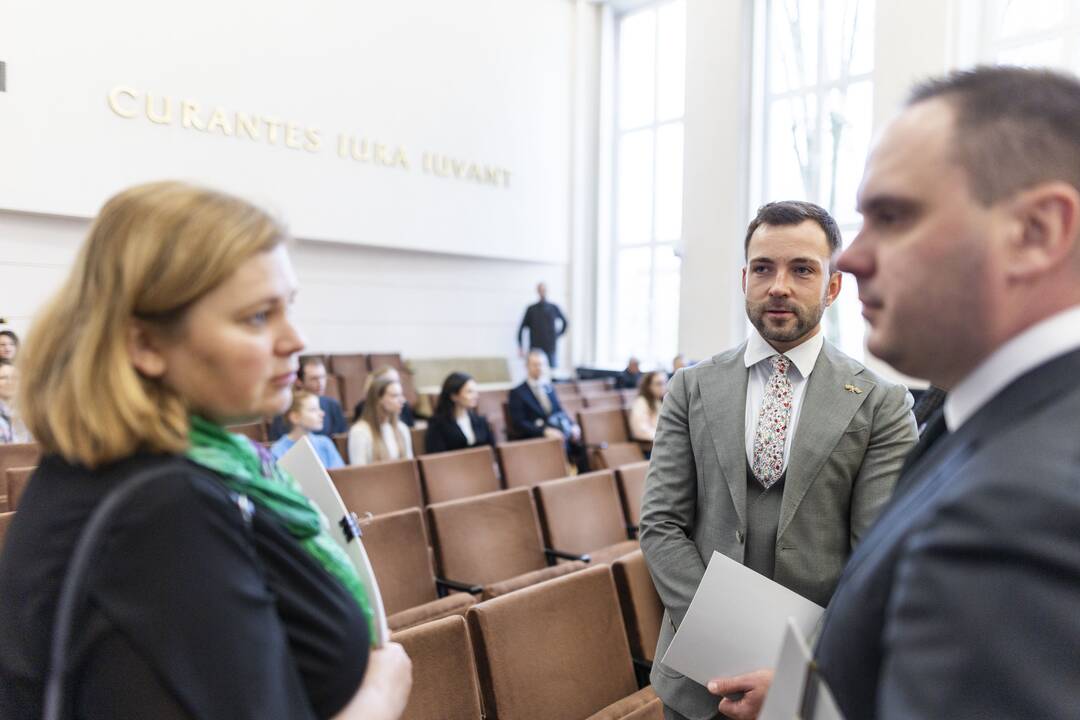 KT pradėjo P. Gražulio apkaltos bylą