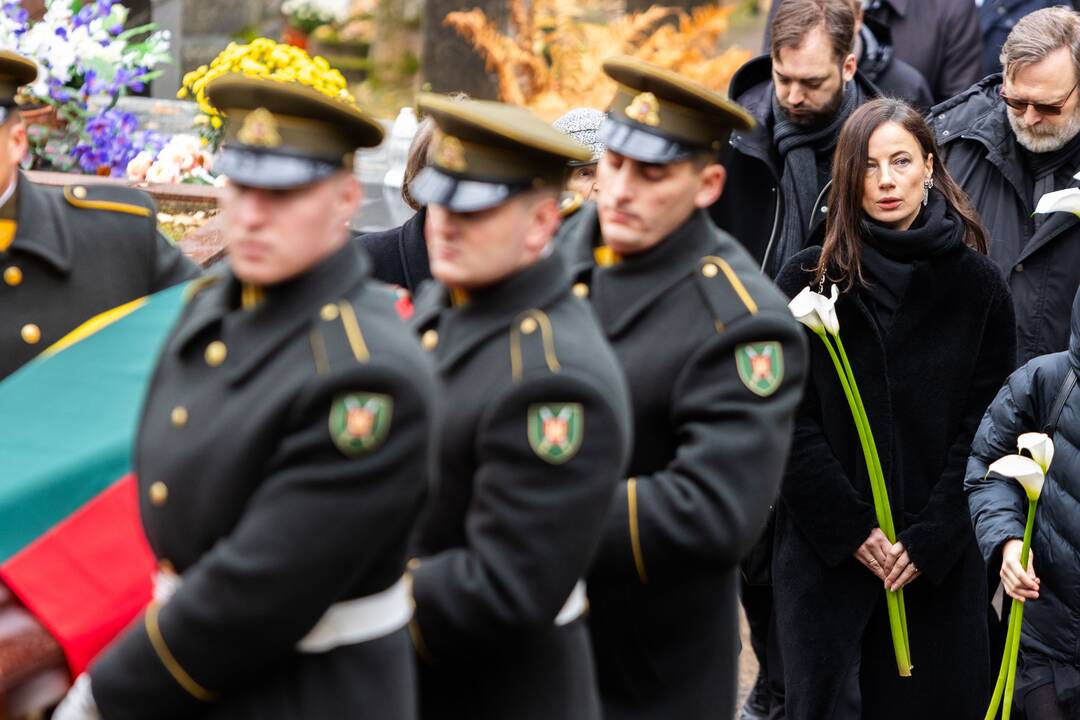 Signataro B. Kuzmicko laidotuvės