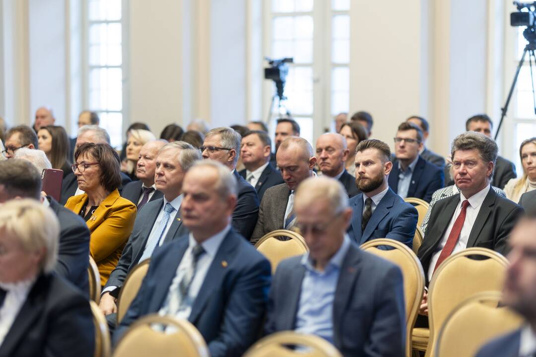 G. Nausėdos inicijuotas kasmetinis Regionų forumas