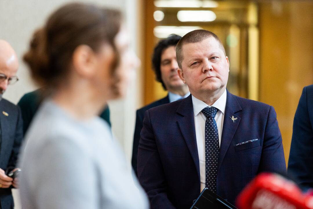 Susitikimas dėl gynybos finansavimo