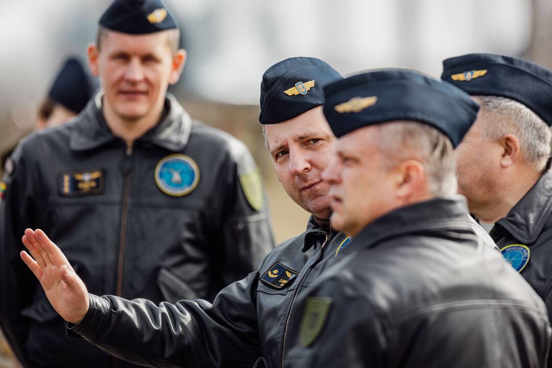 NATO oro policijos misiją Baltijos šalyse vykdančių pajėgų apsikeitimo ceremonija