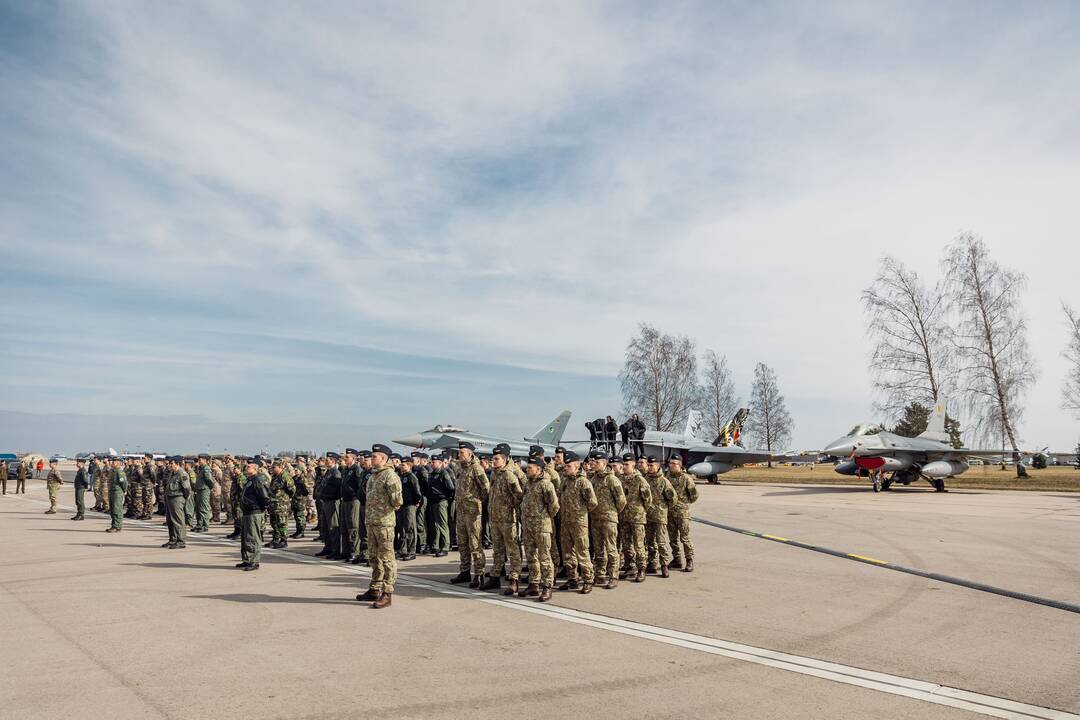 NATO oro policijos misiją Baltijos šalyse vykdančių pajėgų apsikeitimo ceremonija