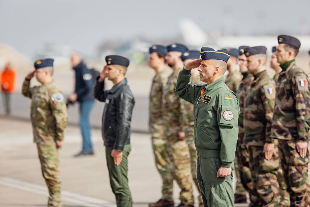 NATO oro policijos misiją Baltijos šalyse vykdančių pajėgų apsikeitimo ceremonija