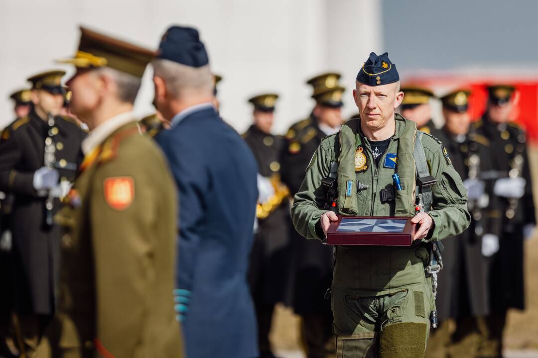 NATO oro policijos misiją Baltijos šalyse vykdančių pajėgų apsikeitimo ceremonija