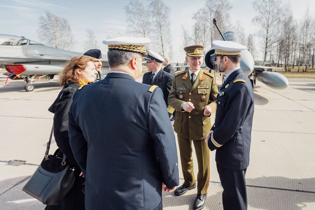 NATO oro policijos misiją Baltijos šalyse vykdančių pajėgų apsikeitimo ceremonija