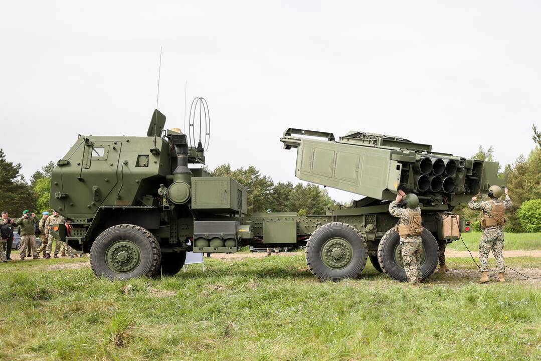 Pratybos su HIMARS