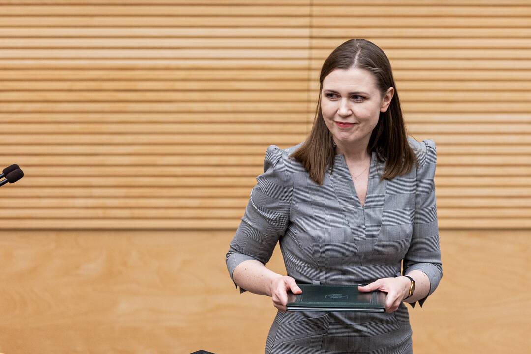 Prisiekė Palucko Ministrų kabineto nariai
